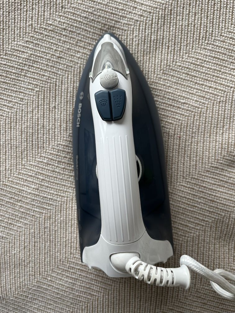 Bosch Żelazko 2200W TDA2365 parowe 3anticalc jak nowe