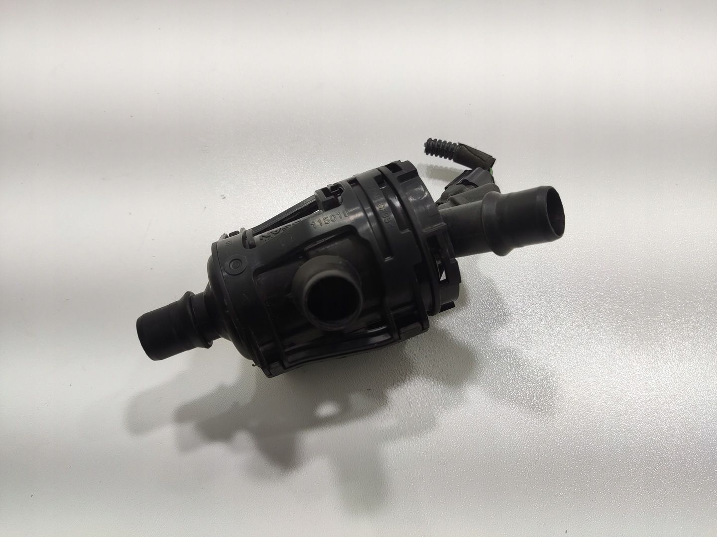 DODATKOWA POMPA WODY RENAULT MEGANE IV 2016-2020 212009132R