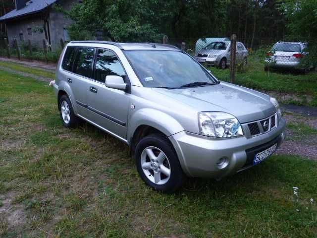 Nissan X-Trail ,  4x4 , LPG