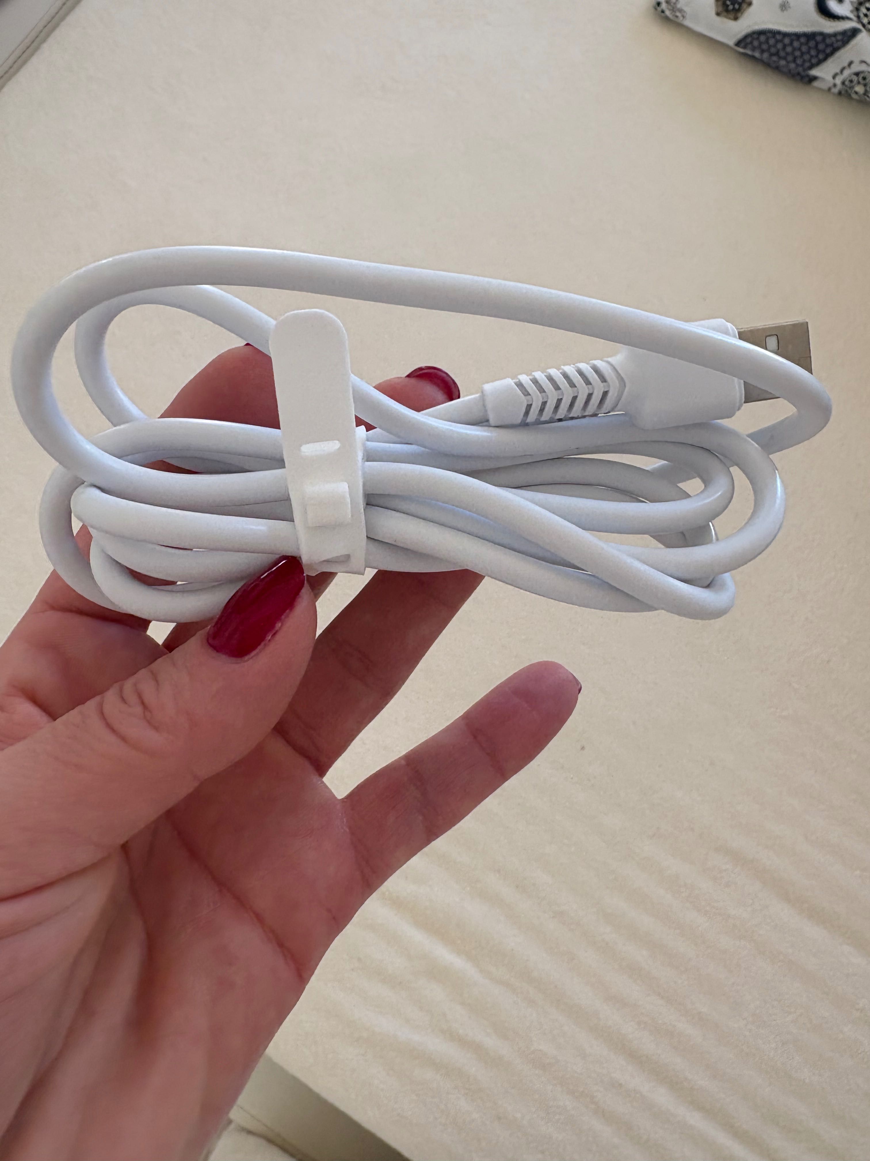 Kabel USB i Lightning 1,5 m nowy