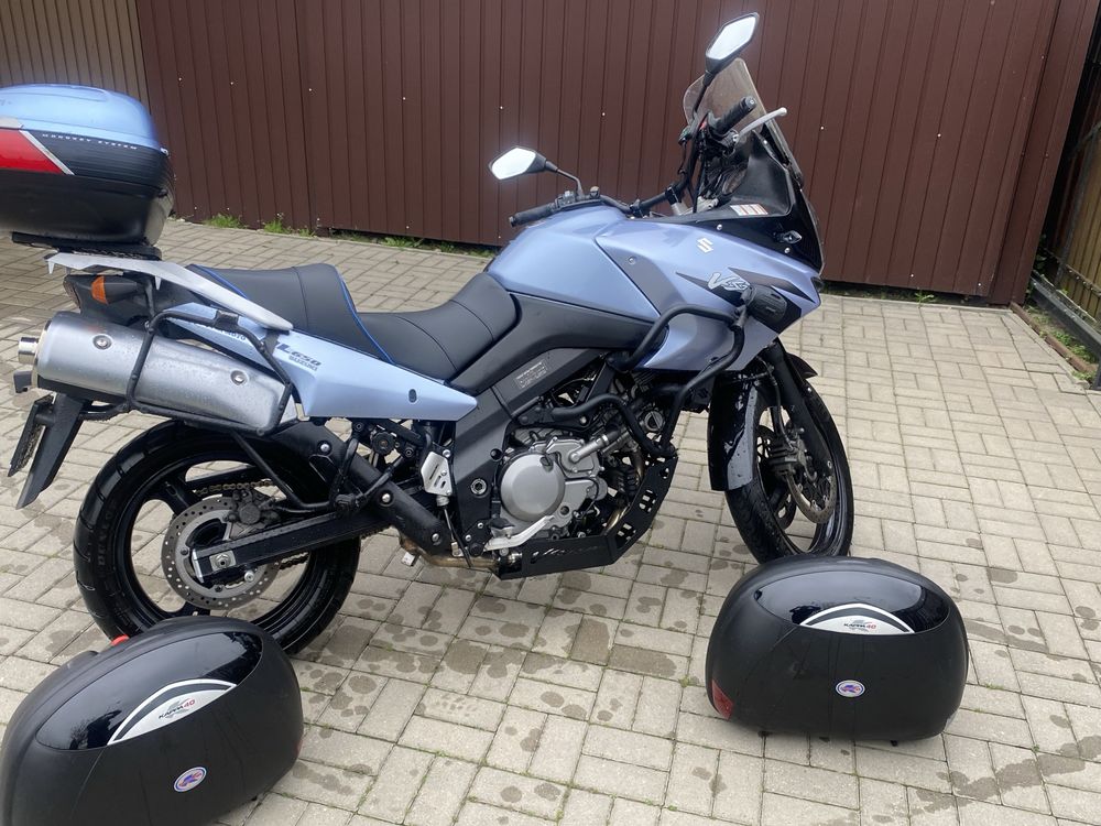 Suzuki DL 650 wygodny dobrze doposażony turystyk