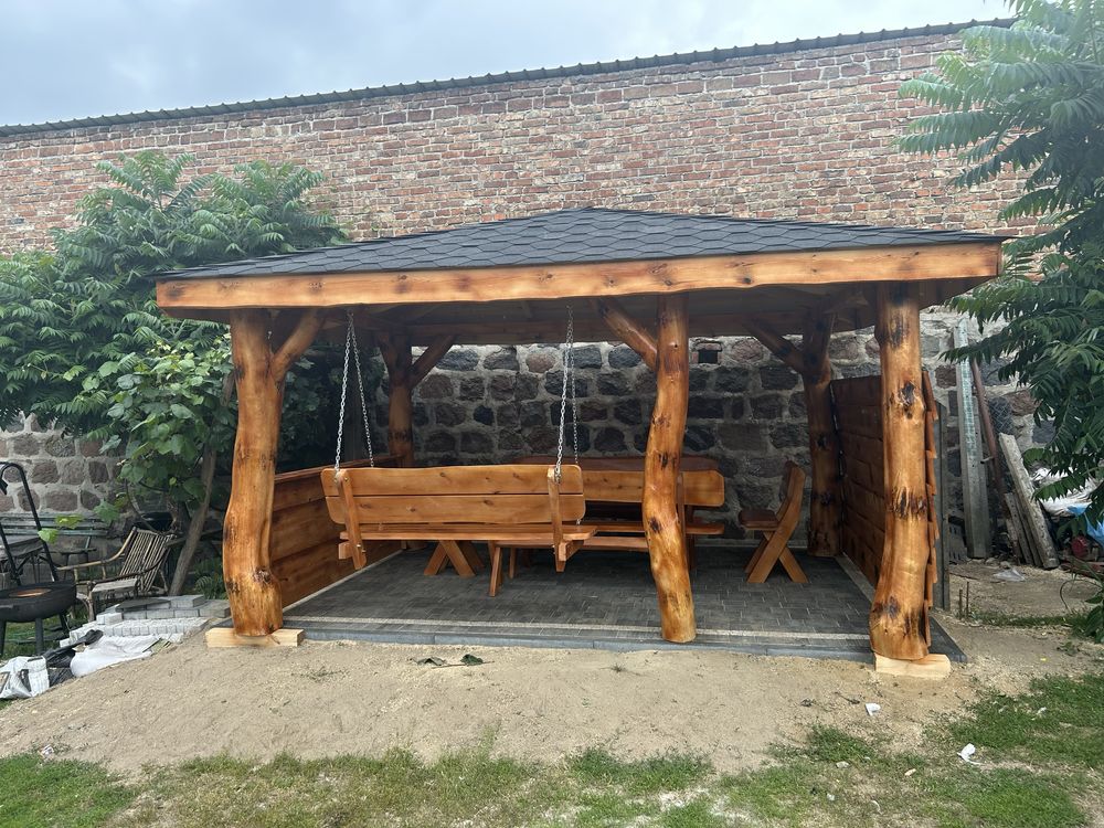 AltankiAltany z krzywego bala