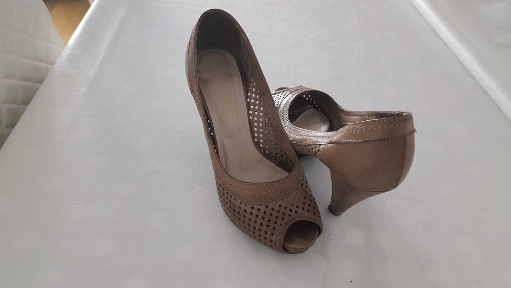 Sapatos pretos em pele - 36