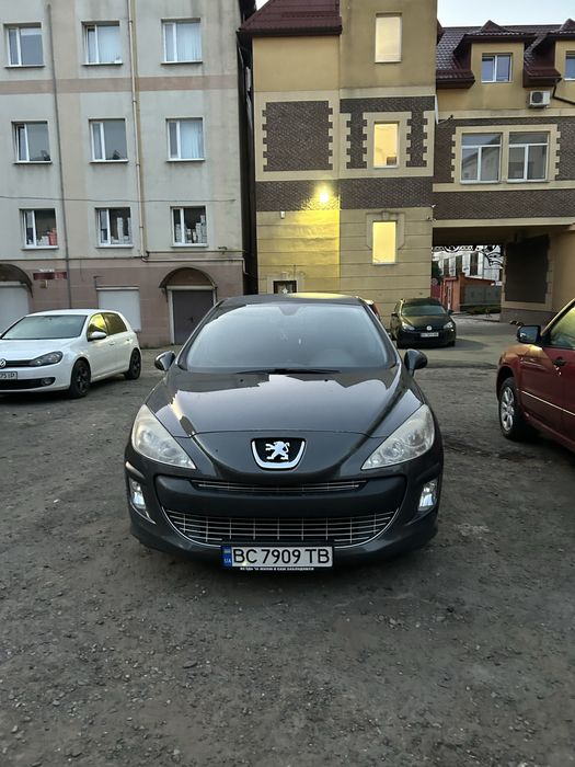 Продам авто Peugeot 308 2008 рік