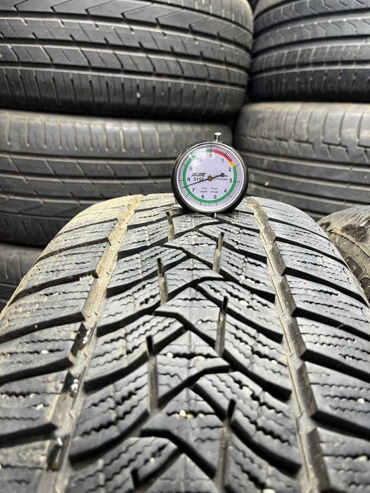 215/55 R17 Dunlop пара зима