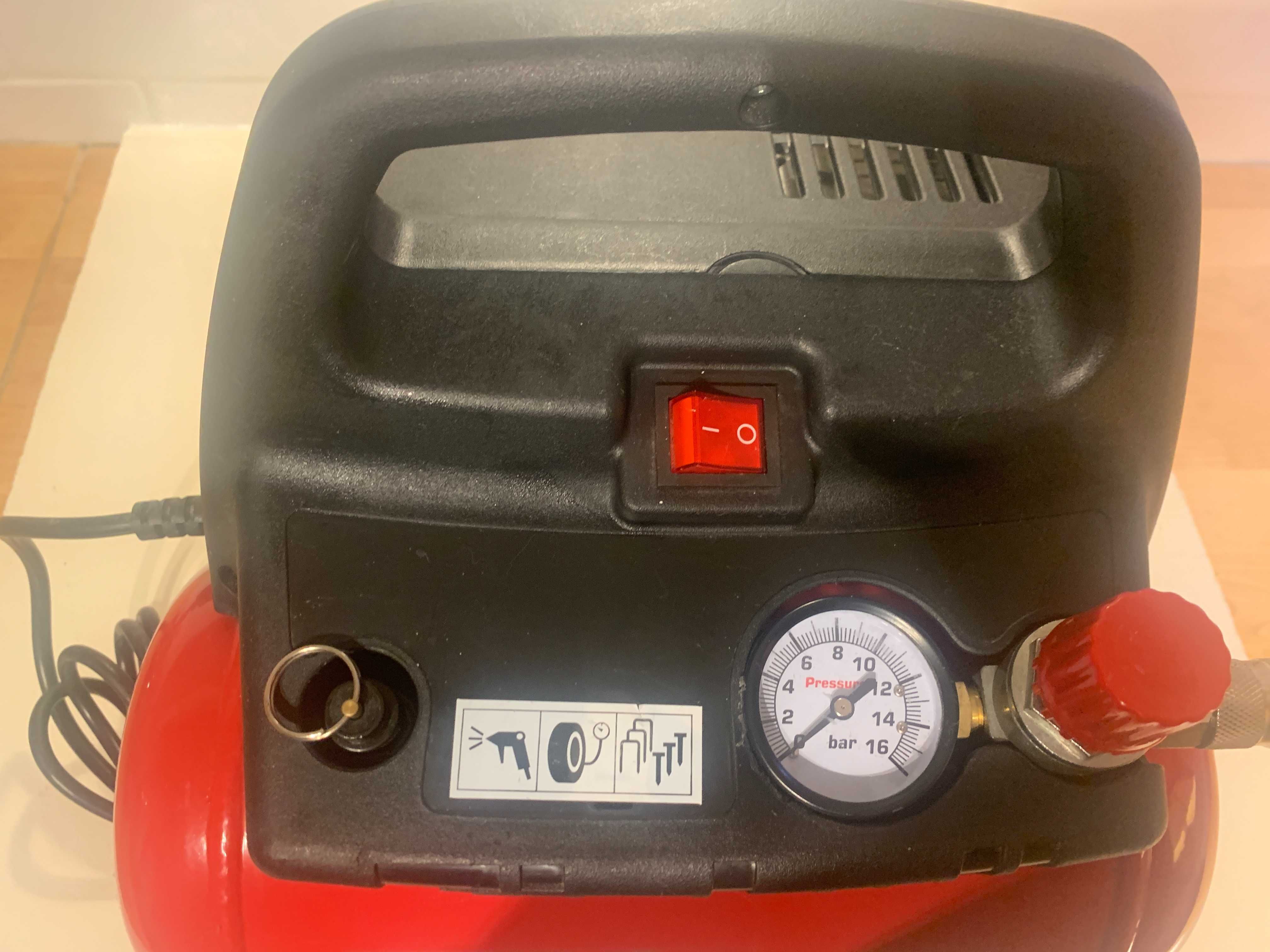 Compressor Einhell Portátil TC-AC 190/6/8 OF - 6 Litros