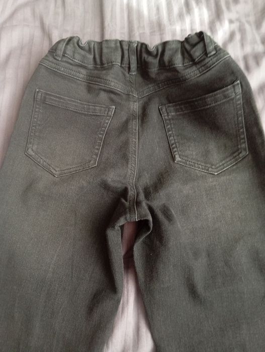 Джинси чорні на дівчинку