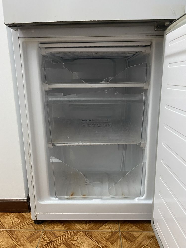 Frigorifico funcionavel usado