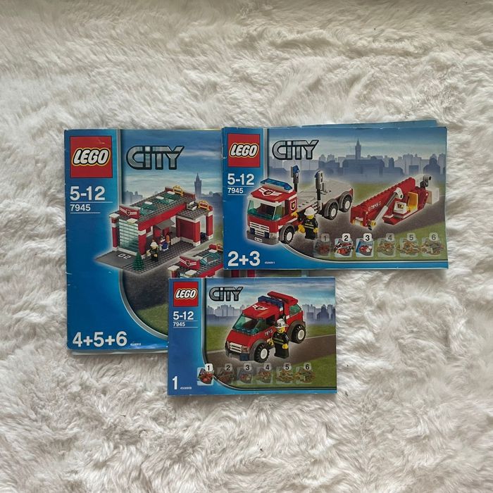 LEGO City Remiza 7945