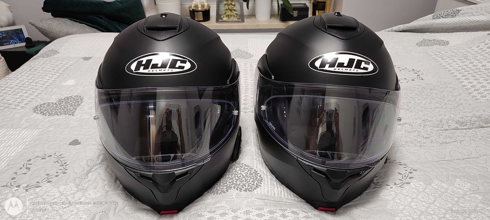 Kaski HJC C91 z interkomami HJC Smart 10B