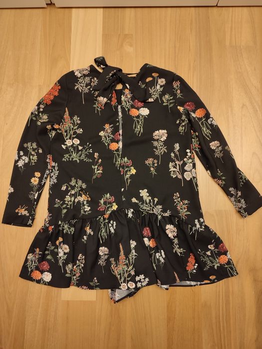 Macacão calção florido Zara. Tam L