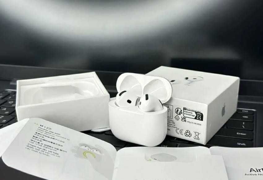 Лайтові Бездротові Навушники AirPods 4 1в1