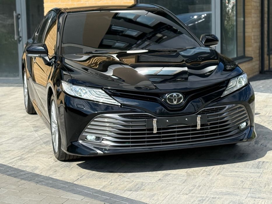 Toyota Camry 70 Premium +