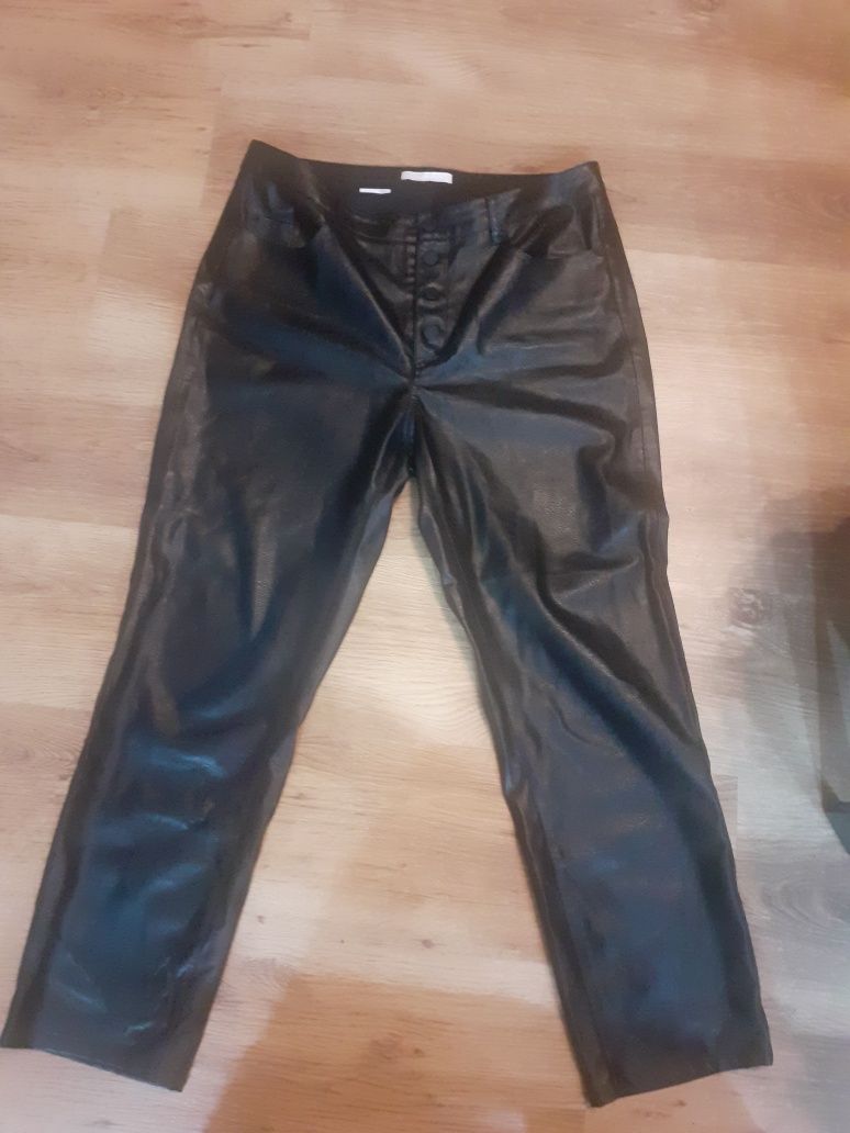Spodnie skóropodobne hugo boss tanio