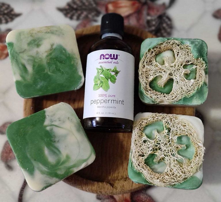 Мыло с люффой и мятой