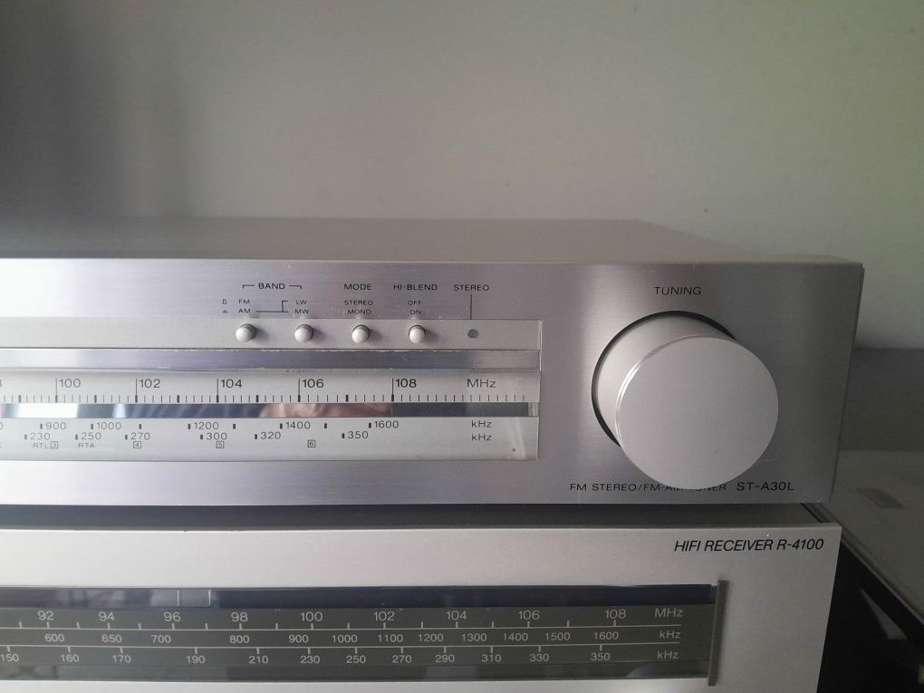 Rádio Tuner Sony