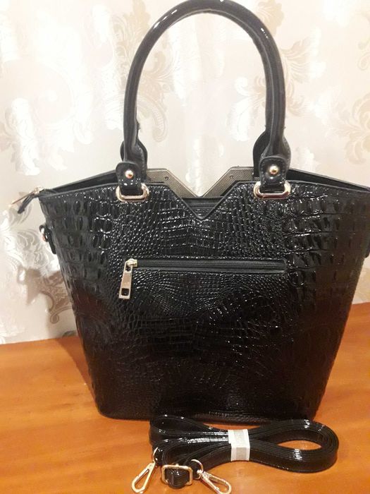 Продам сумку в дуже хорошому стані