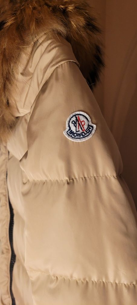 Kurtka puchowa Moncler