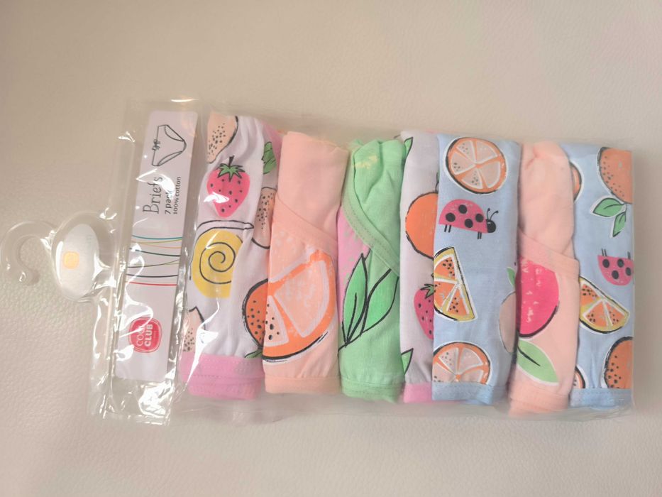 NOWY 7-pak majtek dla dziewczynki, Smyk (Cool Club), rozm. 134-140