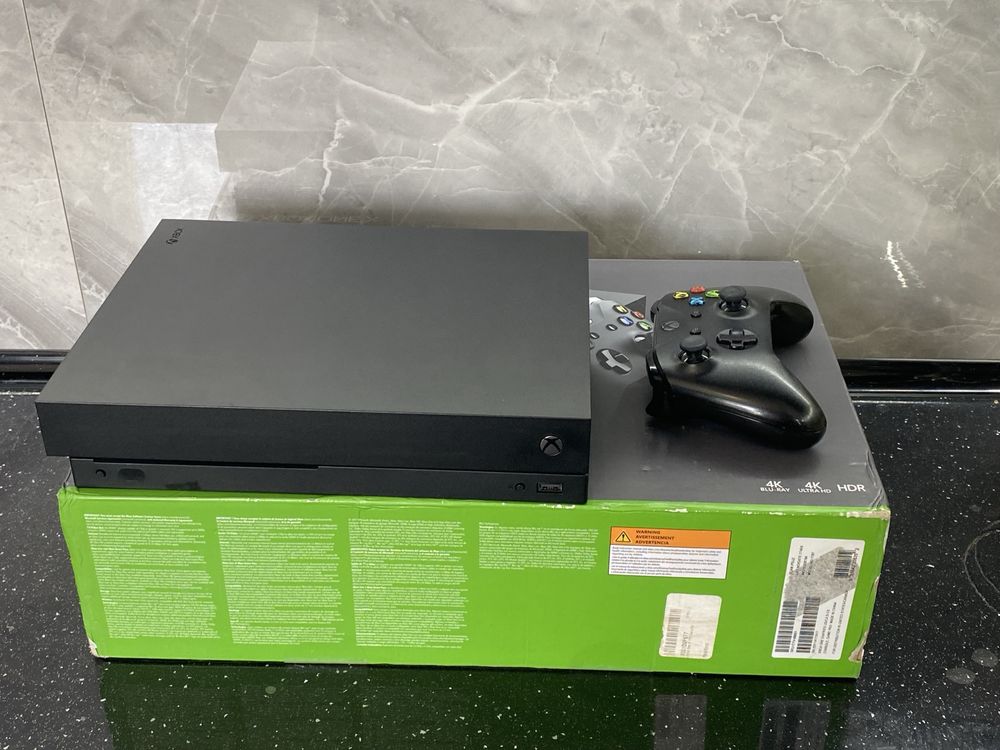 Ігрова Приставка Xbox one X