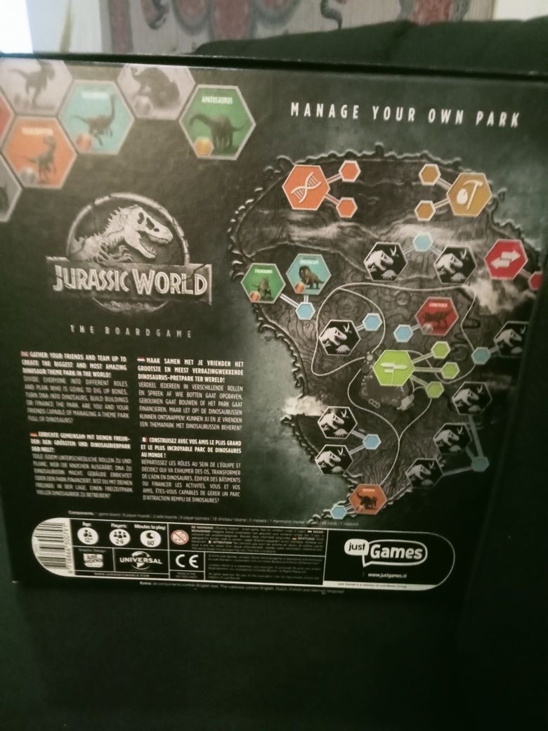 Jogo de tabuleiro Jurassik World  Family Fun
