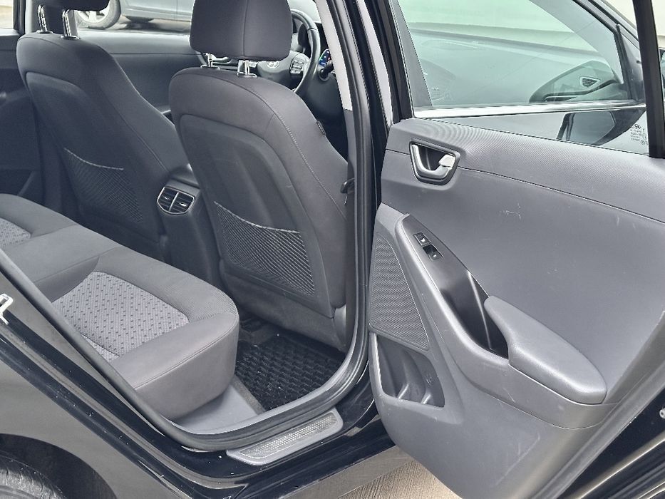 Hyundai Ioniq 2019 рік