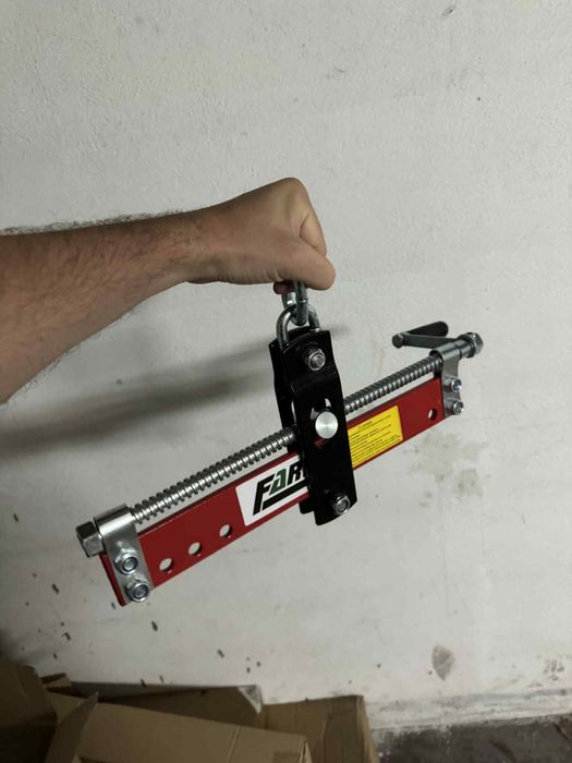 Podnośnik do silników żuraw 2T z balanserem na korbę z 4 hakami NOWY