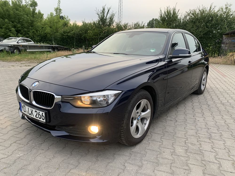 BMW 320D F30 163 KM niski przebieg climatronic super stan OPŁACONA