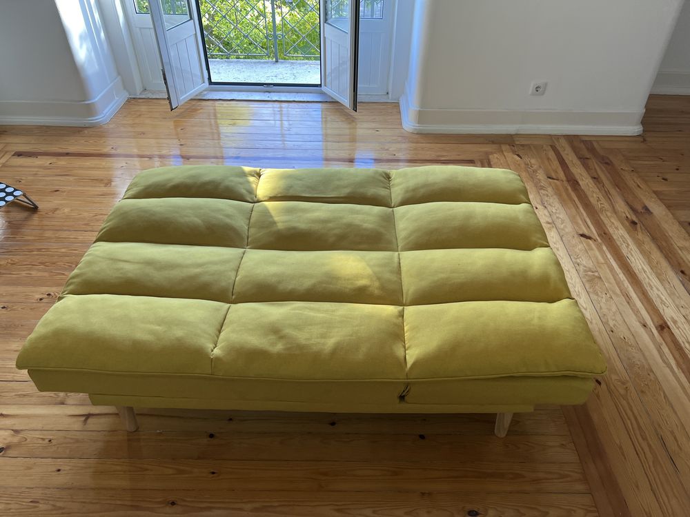 Sofa amarelo Sklum
