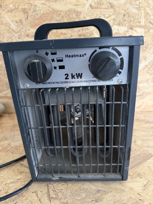 Nagrzewnica heatmax 2KW bardzo mocna polecam