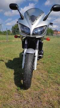 Yamaha FZS 600 Fazer