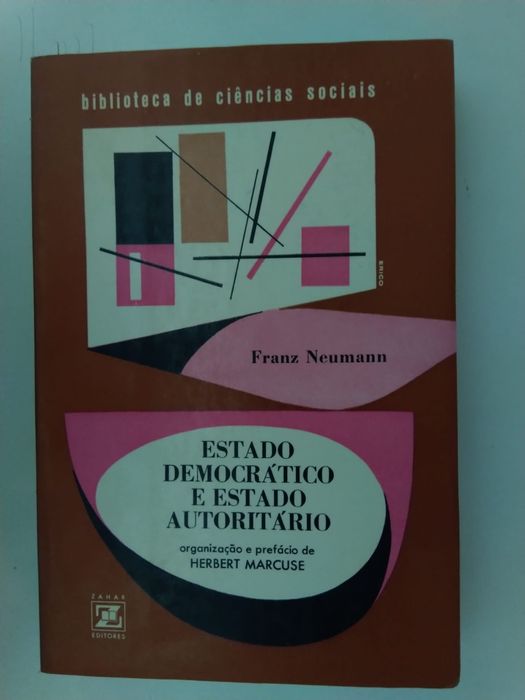 Política . . . .