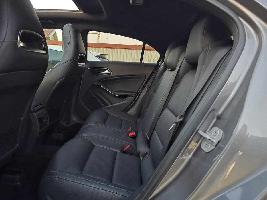 MERCEDES-BENZ A 220D AMG 170CV "FULL EXTRAS" "7-GTRONIC"