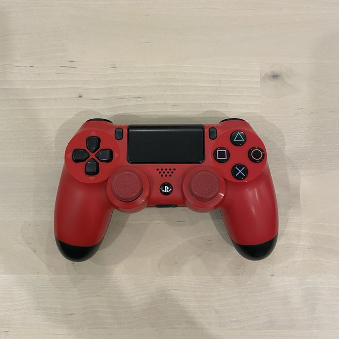 Konsola Playstation 4