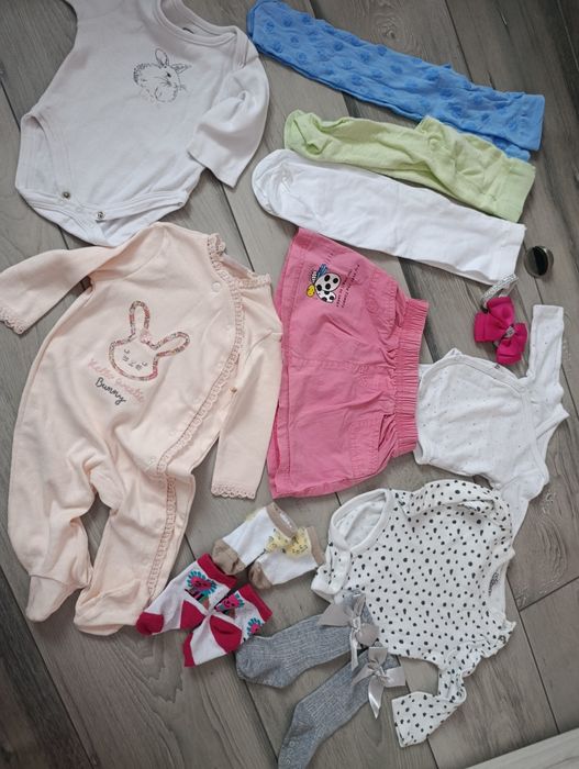 Zestaw ubranek dla dziewczynki rozm 62cm