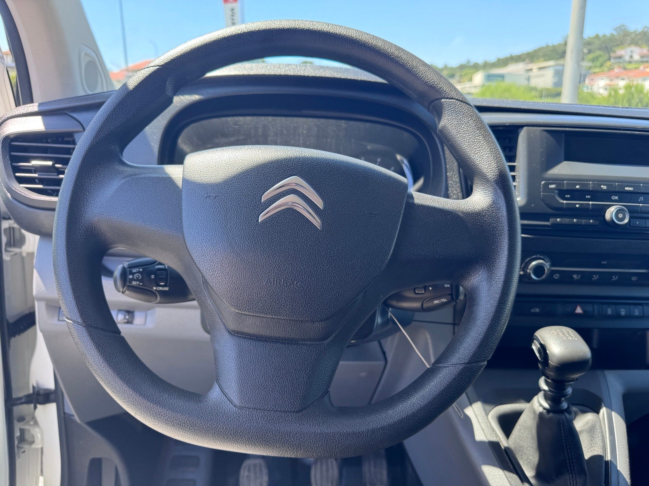 Citroën Jumpy Outro