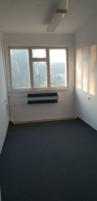 Wynajmę pomieszczenia na pracownię, magazynek, studio nagrań.