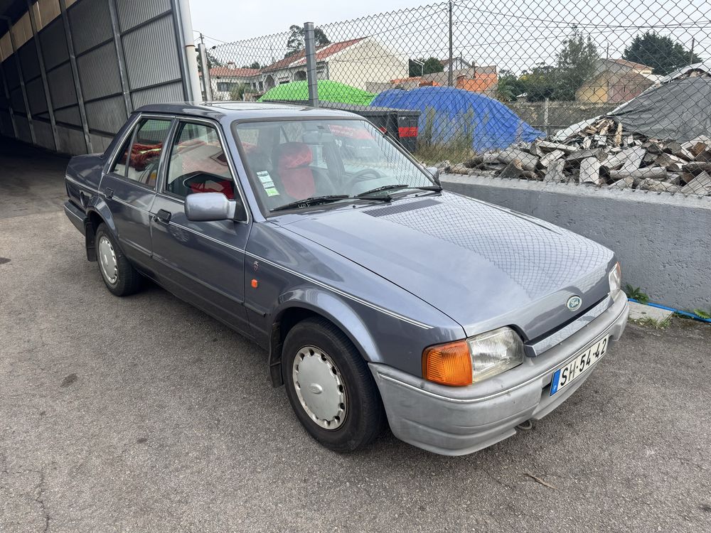 Ford Orion 1.4i Ghia 2 proprietários