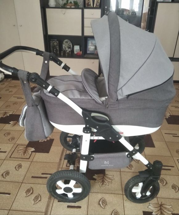 Коляска дитяча сіра