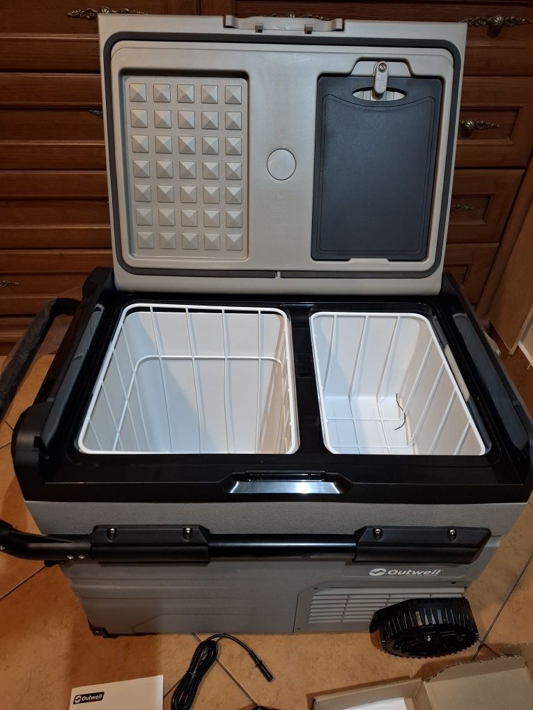 Lodówka turystyczna/ kempingowa Outwell Arctic Frost 45