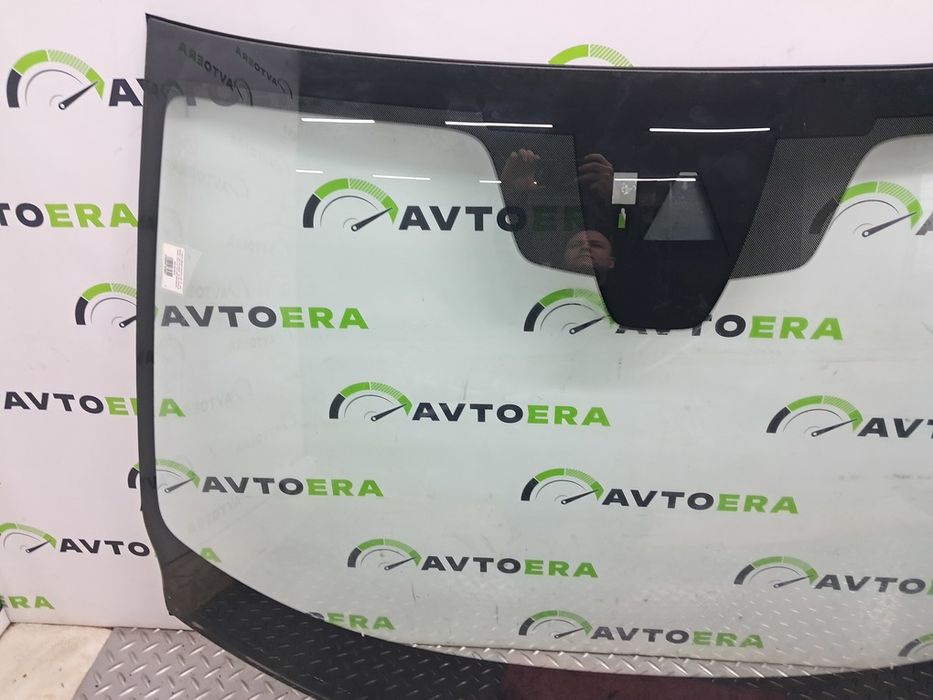 Стекло лобовое MAZDA MAZDA 3 BP 19- BEDR63900B