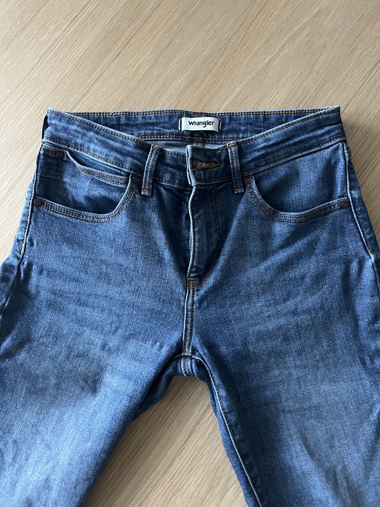 Spodnie damskie Wrangler skinny W26 L30
