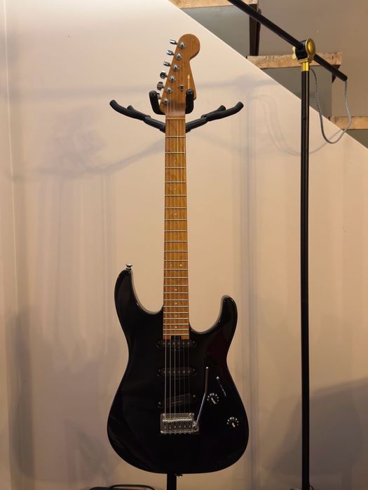 Charvel Pro-Mod DK22 SSS 2PT CM gloss black + ulepszenia