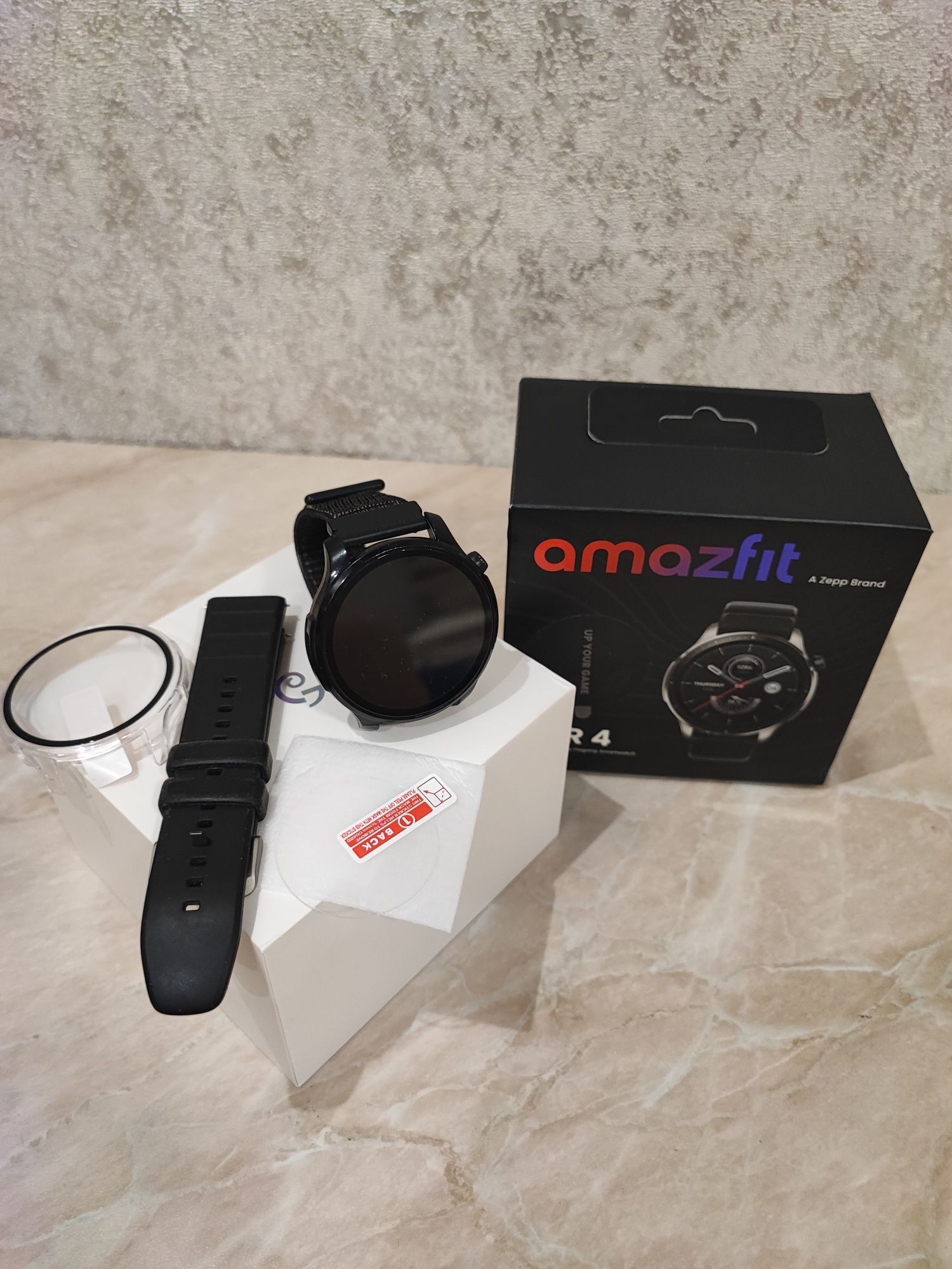 Смарт годинник Amazfit GTR4