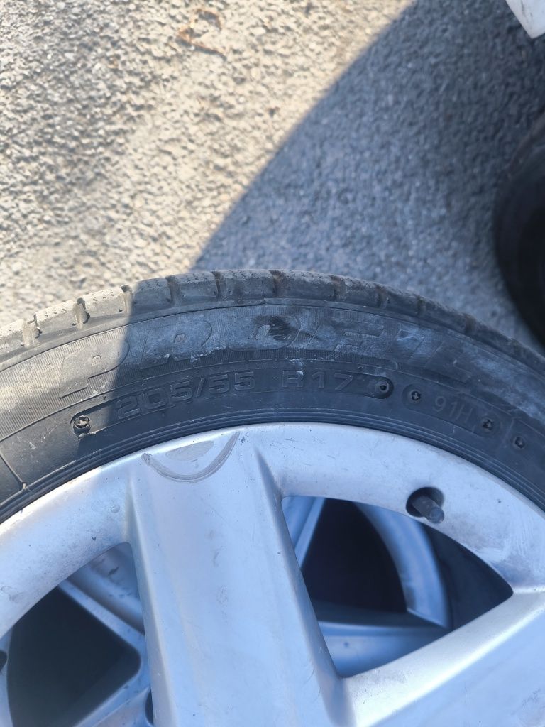 4 Felgi + opony 5* 112 r 17