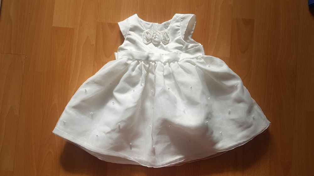 Sukienka do chrztu r.74
