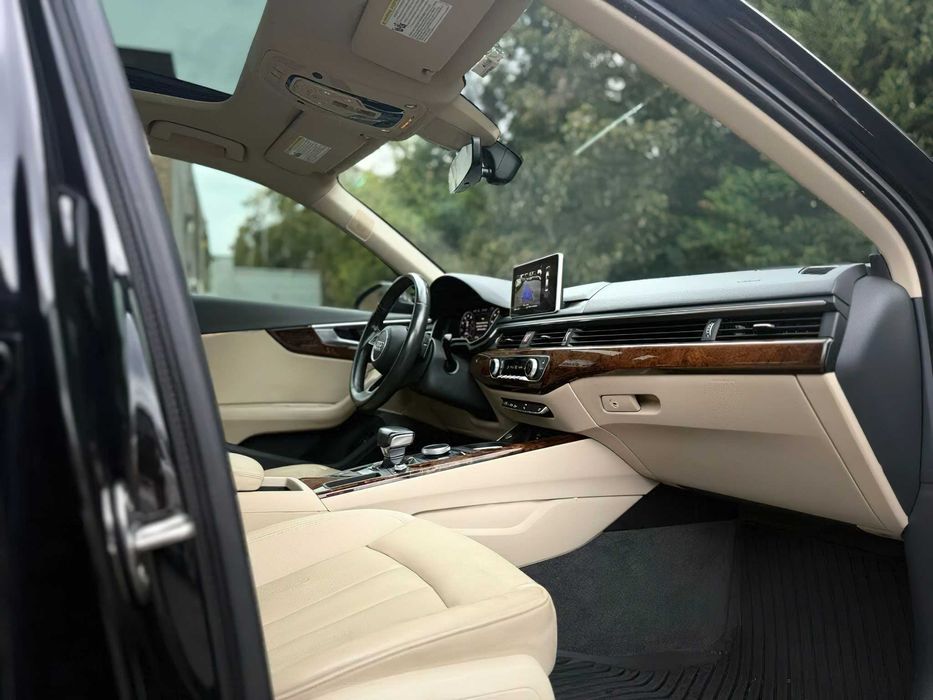 Audi A4 Premium Plus      2018