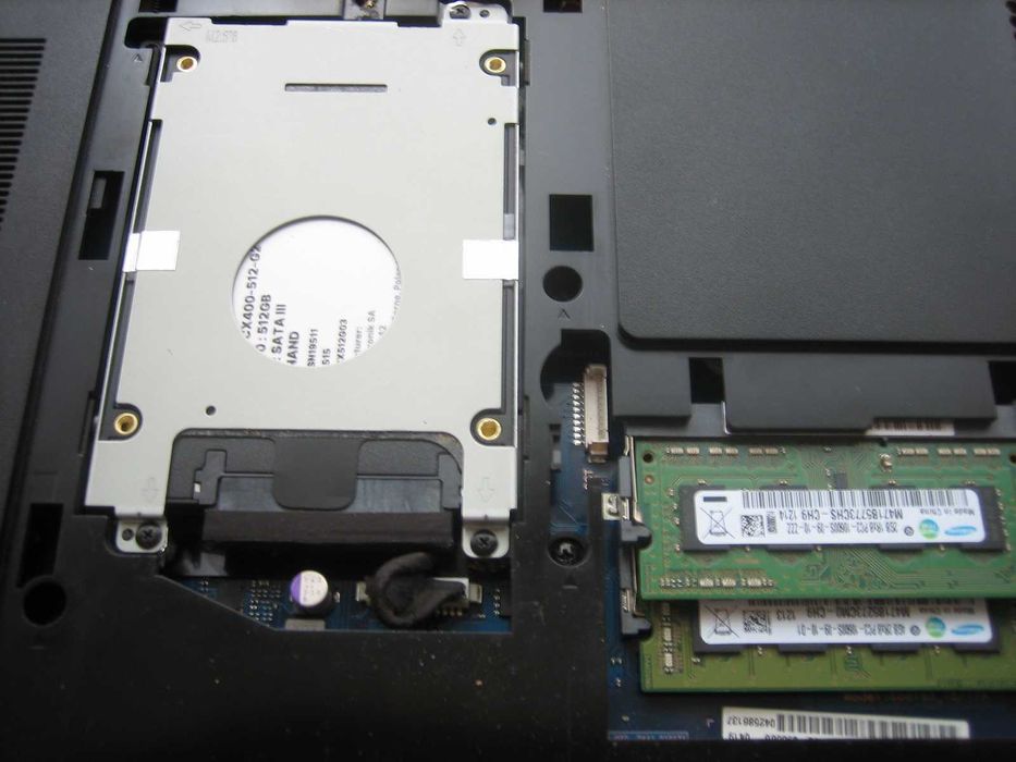 RAM DDR3 firmy samsung z demontażu laptopa 2GB + 4GB
