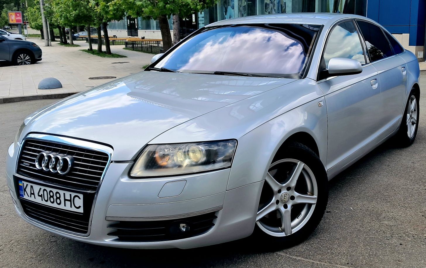 AUDI A6 C6 2004 року