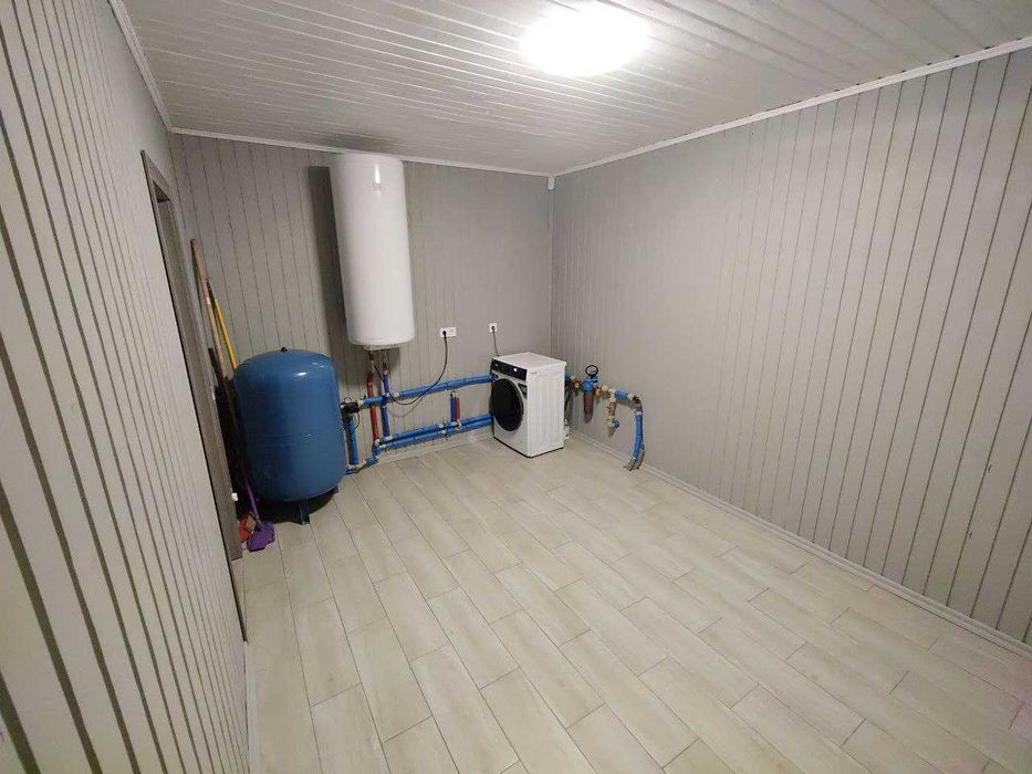 Готовий бізнес Буковель Будинок в Микуличин з басейном і сауною